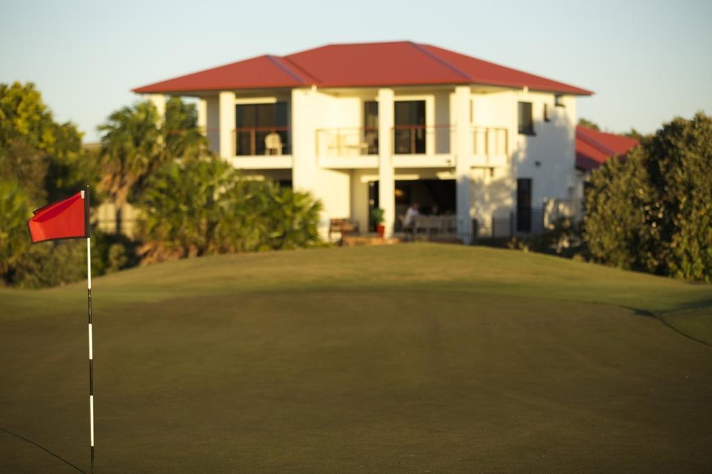 The Golfer'S Lodge Pacific Harbour Bongaree Номер фото